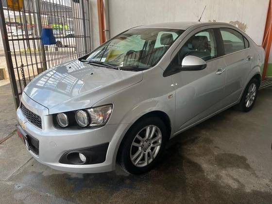 CHEVROLET SONIC 1.6 LTZ 16V FLEX 4P AUTOMÁTICO